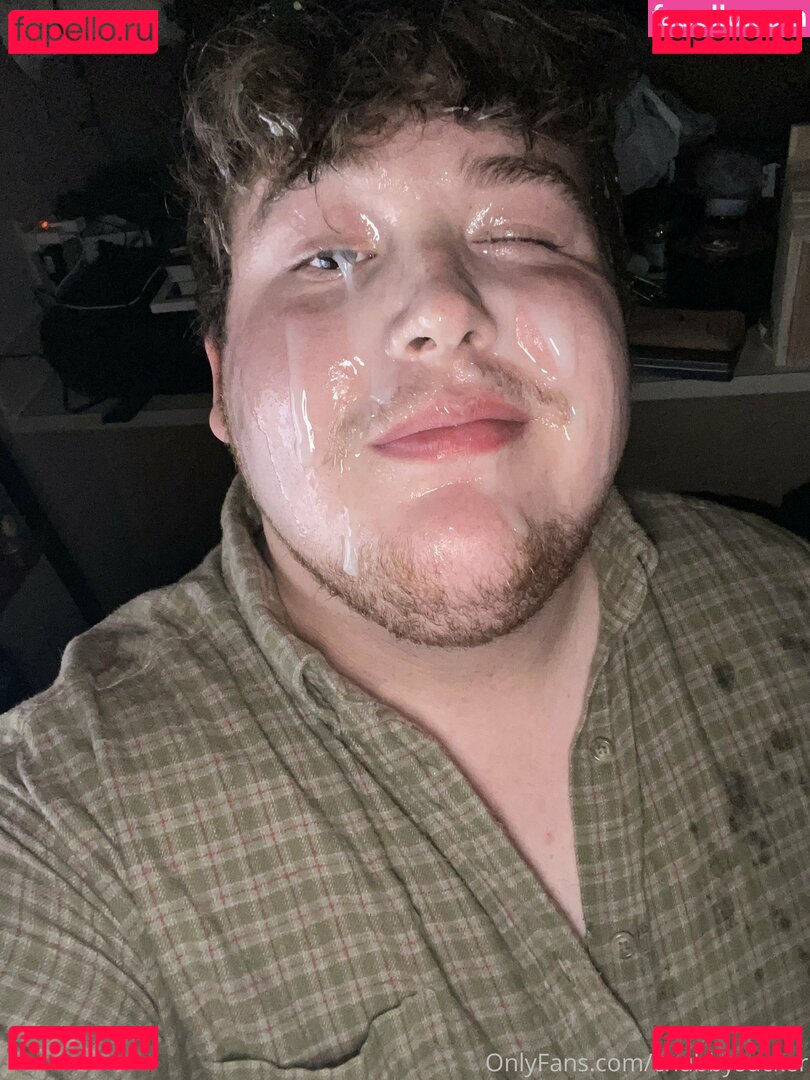 chubbysucker / massivesigh Onlyfans Photo Gallery 