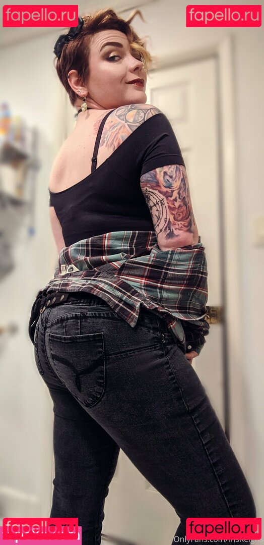 irisreigns / irisreins Onlyfans Photo Gallery 