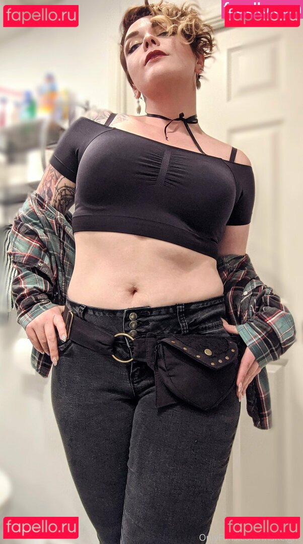 irisreigns / irisreins Onlyfans Photo Gallery 