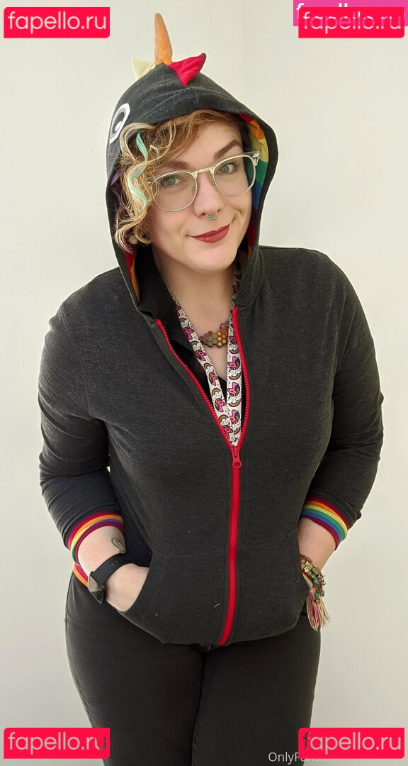 irisreigns / irisreins Onlyfans Photo Gallery 