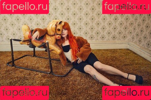 Hayley Williams Onlyfans Photo Gallery 