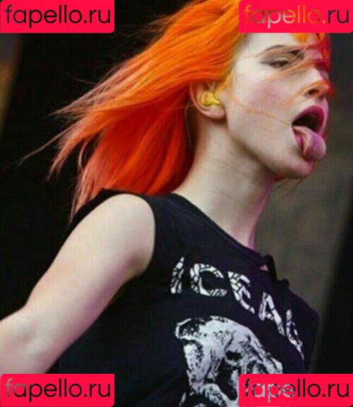 Hayley Williams Onlyfans Photo Gallery 