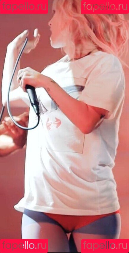 Hayley Williams Onlyfans Photo Gallery 