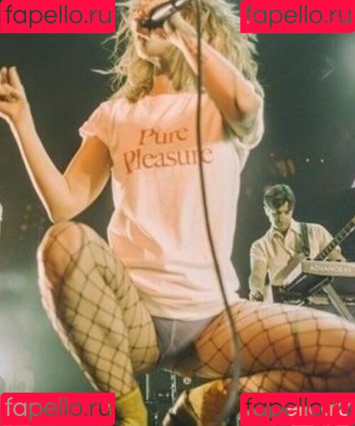 Hayley Williams Onlyfans Photo Gallery 