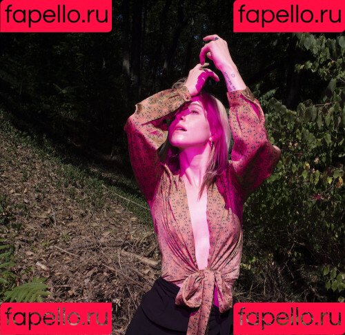 Hayley Williams Onlyfans Photo Gallery 