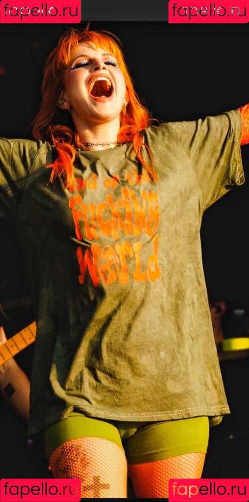 Hayley Williams Onlyfans Photo Gallery 