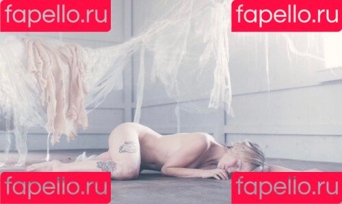 Hayley Williams Onlyfans Photo Gallery 