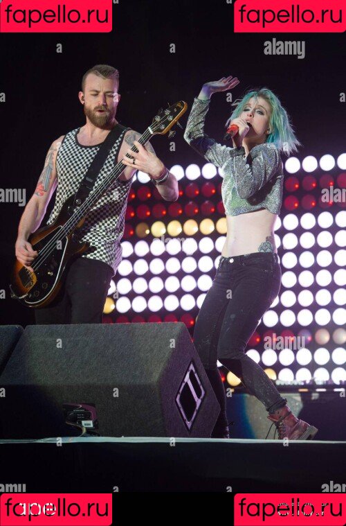 Hayley Williams Onlyfans Photo Gallery 