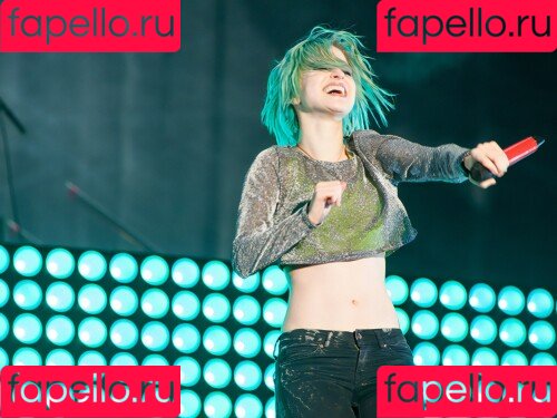 Hayley Williams Onlyfans Photo Gallery 