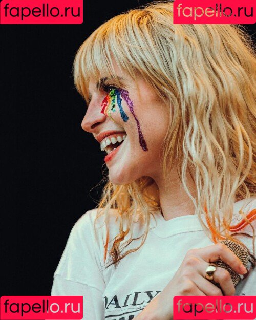 Hayley Williams Onlyfans Photo Gallery 