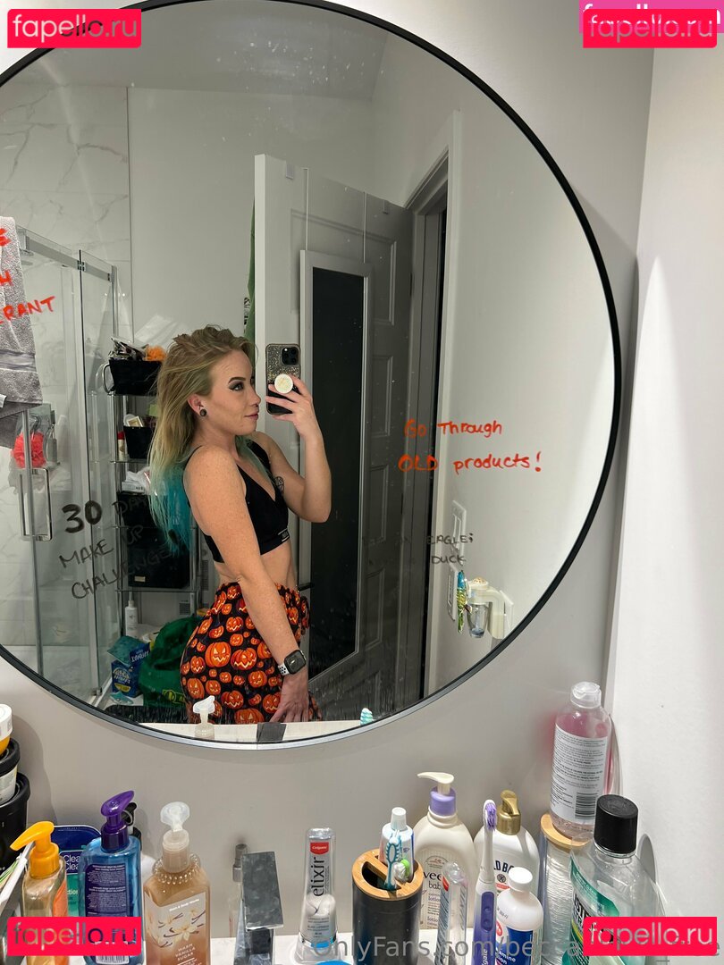 beccablows_free / beccabovee Onlyfans Photo Gallery 