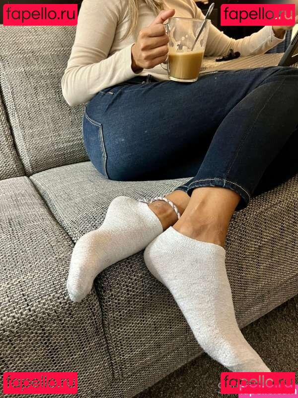 Isabela.Stillsinning / stillsinning Onlyfans Photo Gallery 