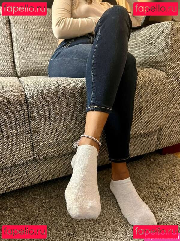 Isabela.Stillsinning / stillsinning Onlyfans Photo Gallery 