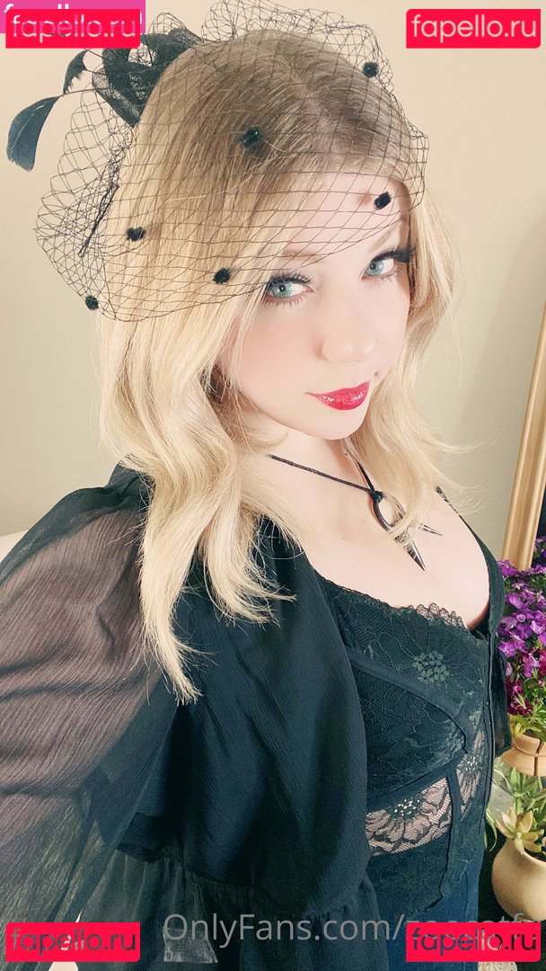 Catfu / ThatsCat / ZoeCatfu / zoecat Onlyfans Photo Gallery 