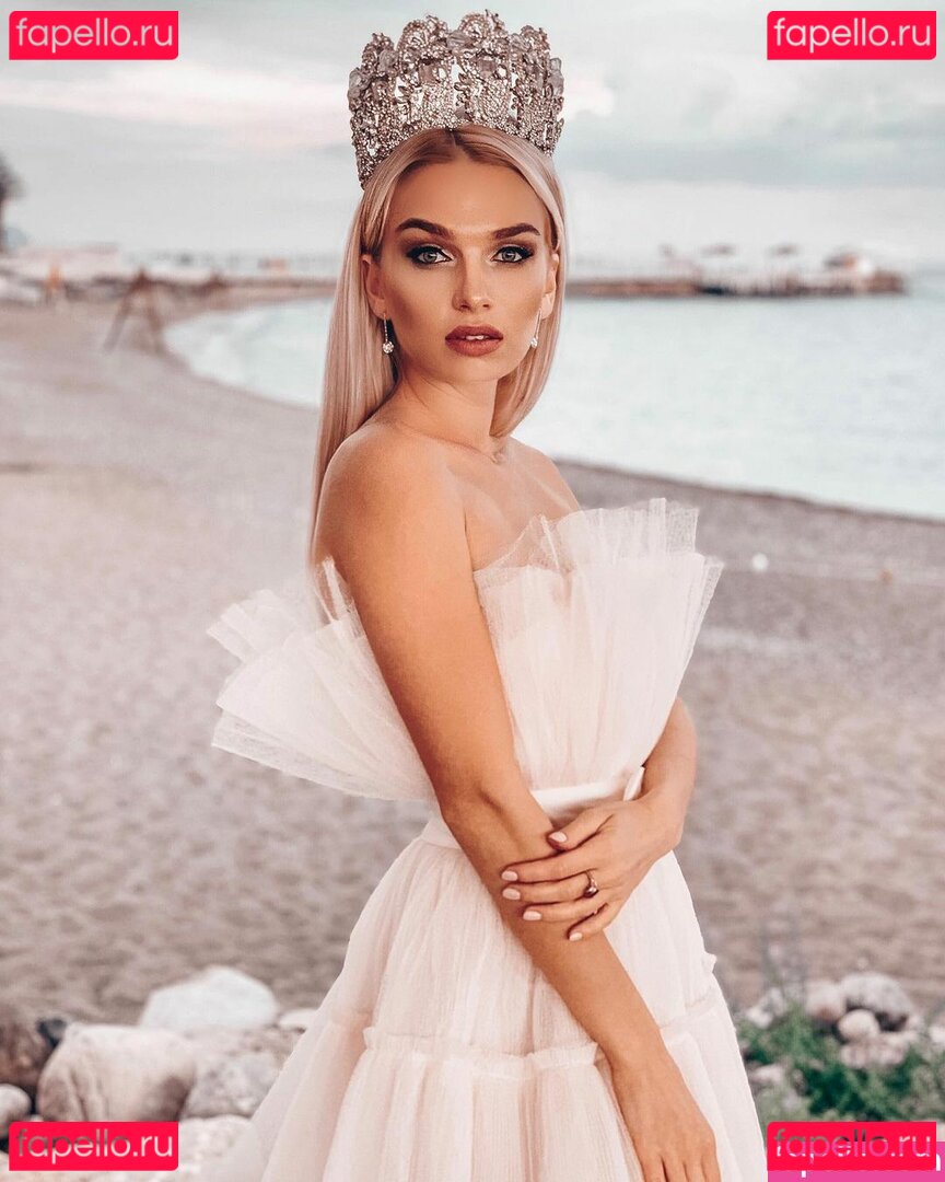 Julia Rebenok Onlyfans Photo Gallery 