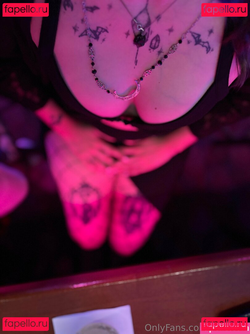 christusi Onlyfans Photo Gallery 