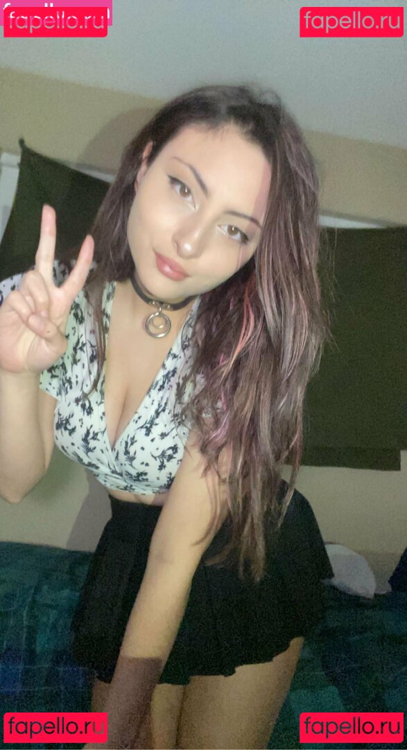 cheycheyhey Onlyfans Photo Gallery 