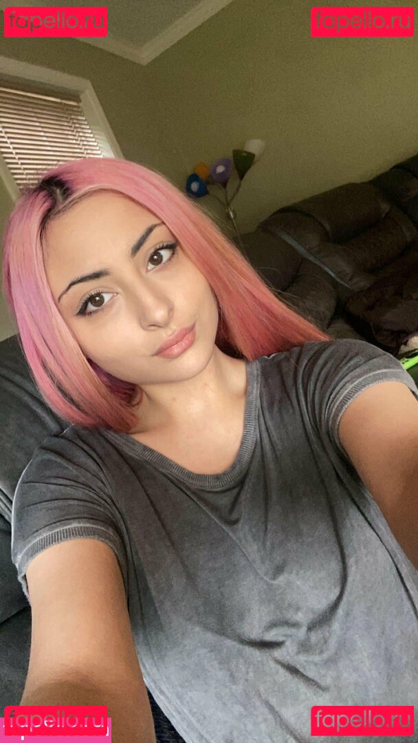 cheycheyhey Onlyfans Photo Gallery 