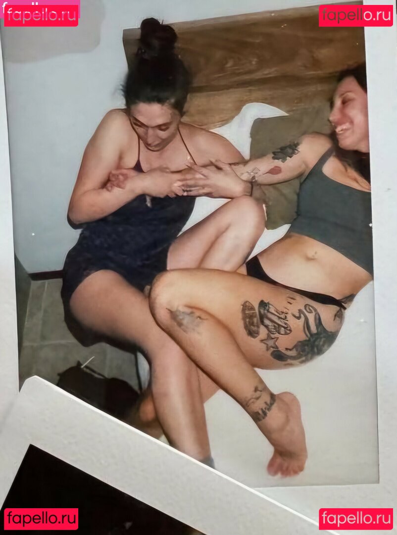 Geminiwitch / away / bay_leaf Onlyfans Photo Gallery 