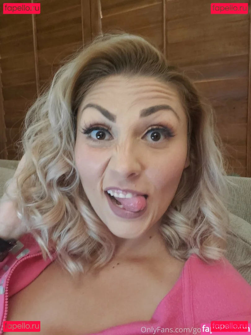 GraceGolden Onlyfans Photo Gallery 