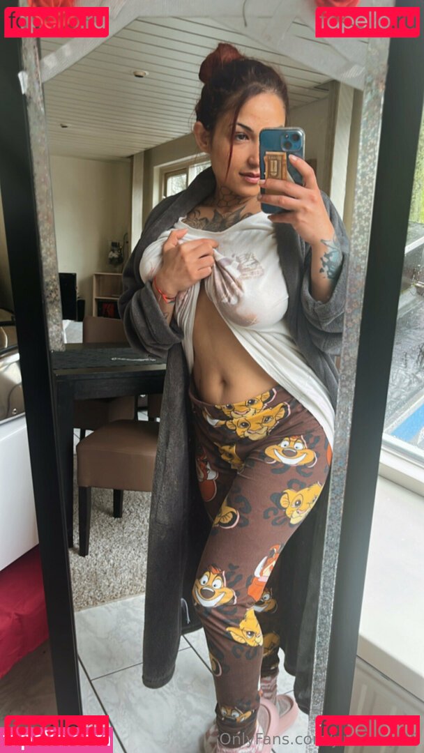 JustElsy / just.elsy.96 / just.nikolova Onlyfans Photo Gallery 