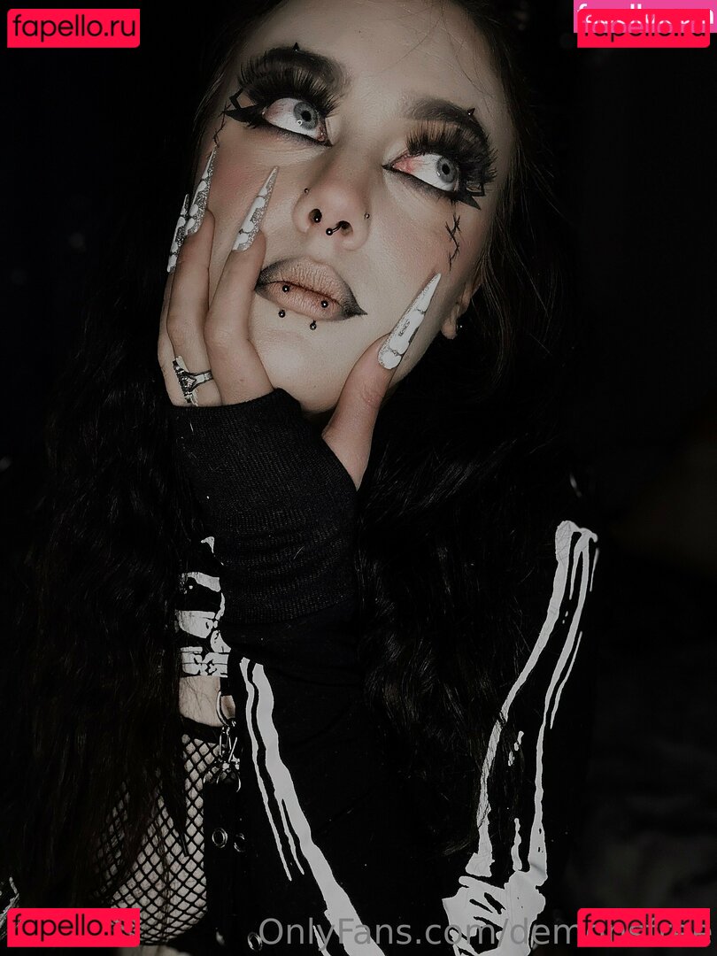 demonsfree / drownwitch Onlyfans Photo Gallery 