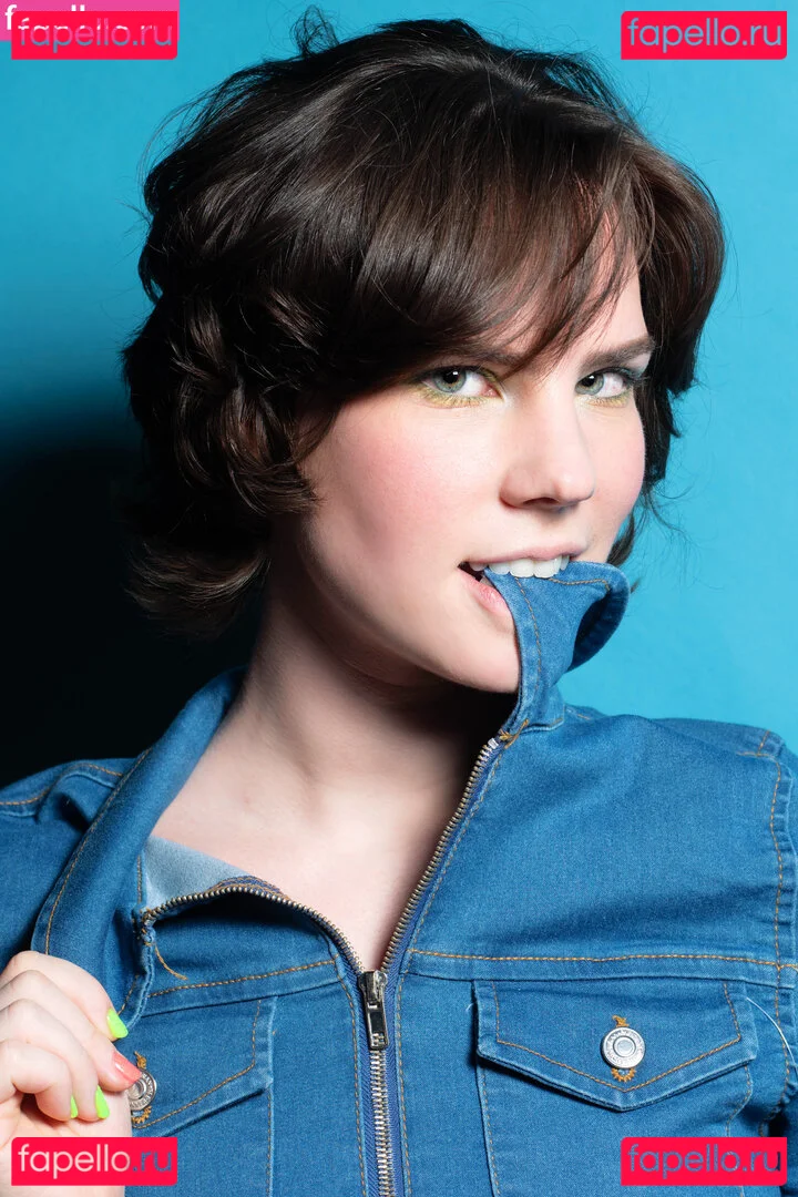 鱼子酱Fish Onlyfans Photo Gallery 