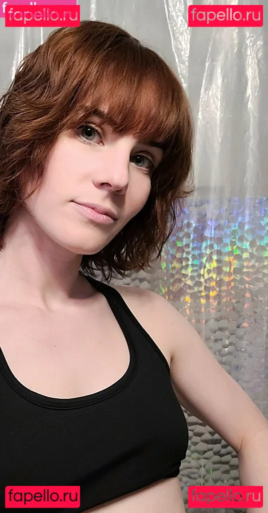 鱼子酱Fish Onlyfans Photo Gallery 