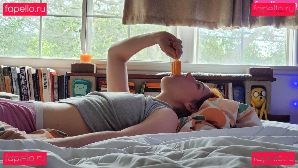 鱼子酱Fish Onlyfans Photo Gallery 