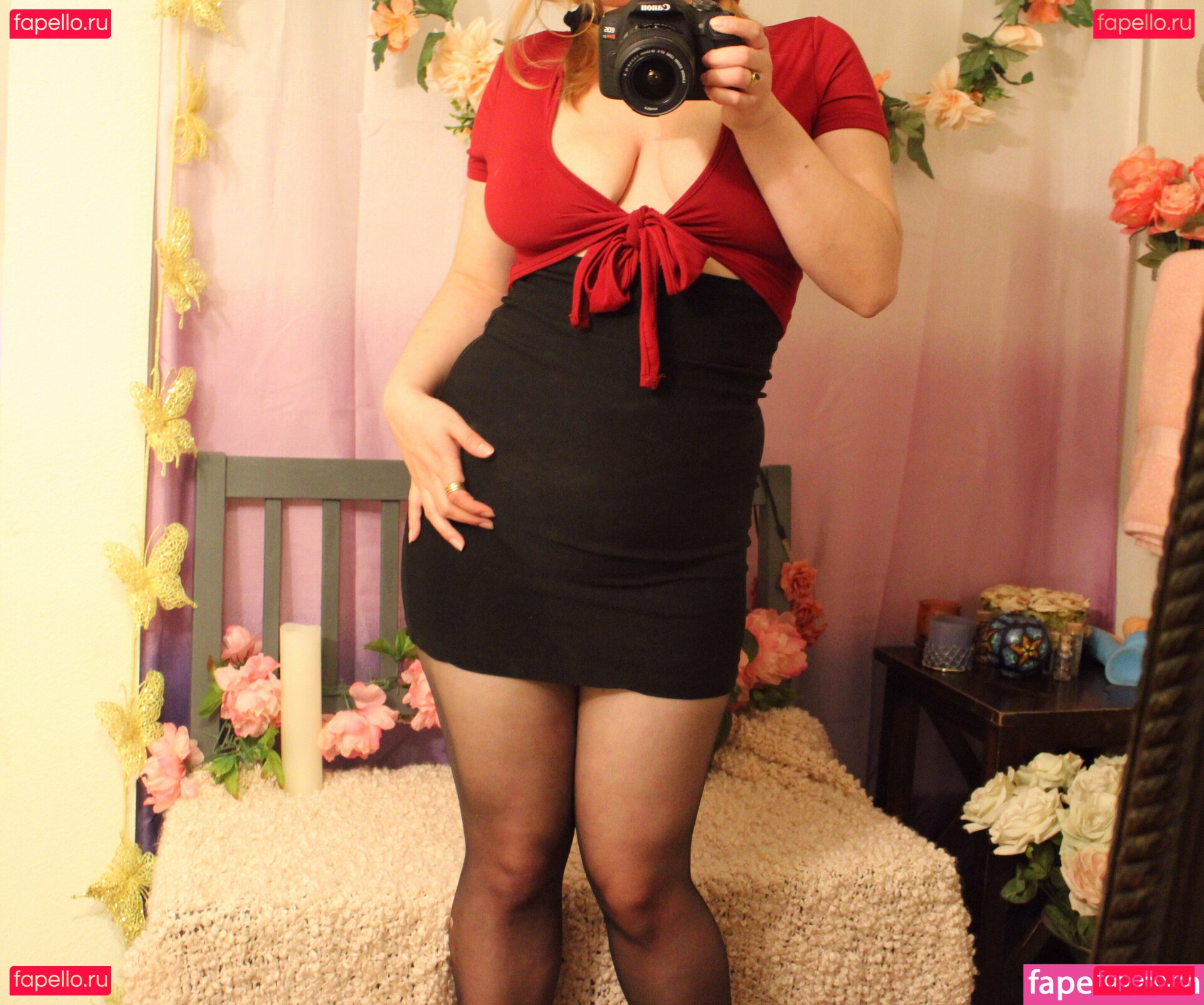 gabi / gabiafterdark Onlyfans Photo Gallery 