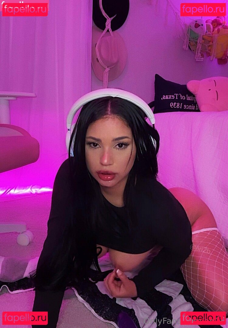 Ari2b Onlyfans Photo Gallery 