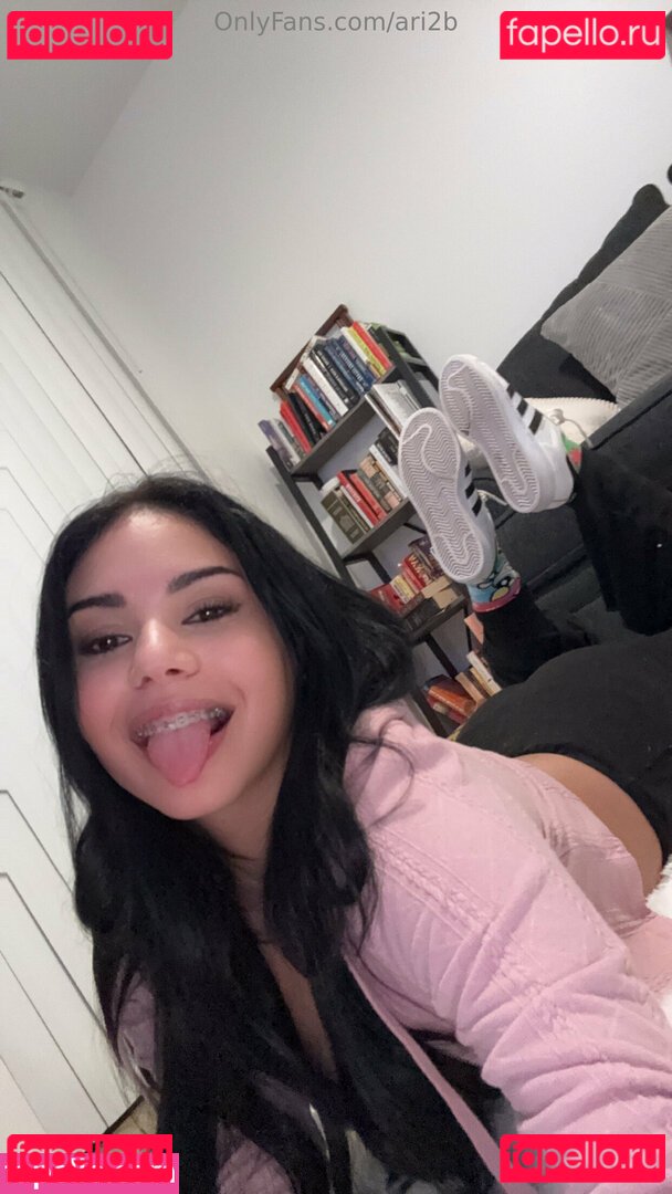Ari2b Onlyfans Photo Gallery 