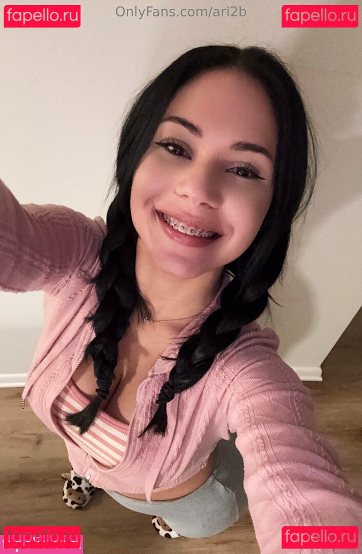 Ari2b Onlyfans Photo Gallery 