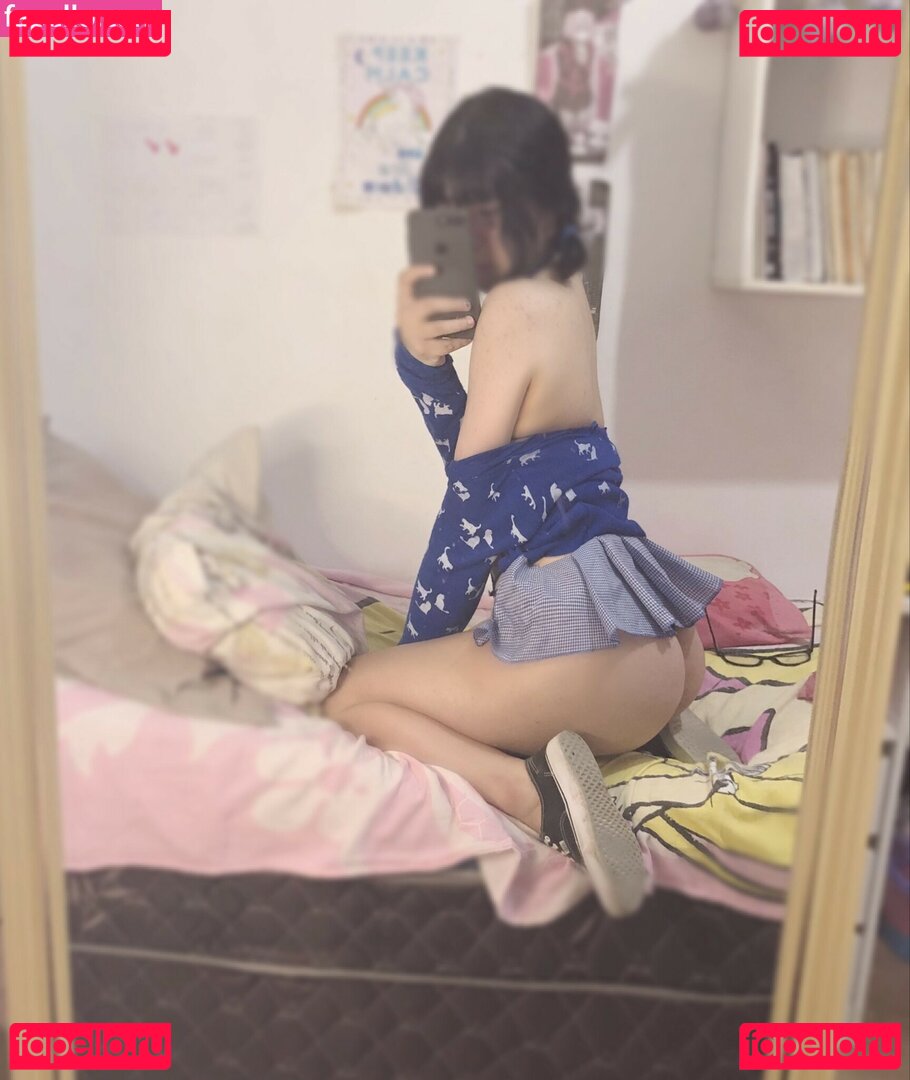 Clarinhafeet / LOIRAFEET Onlyfans Photo Gallery 