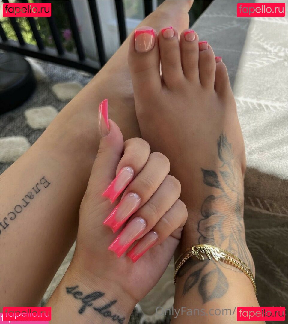 Sahlt / onlysahlt / sahlt_ Onlyfans Photo Gallery 