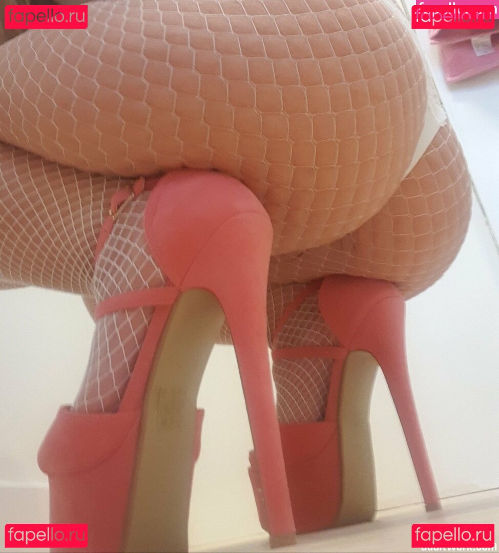 ashleyxxmorgan / xashley_morganx Onlyfans Photo Gallery 