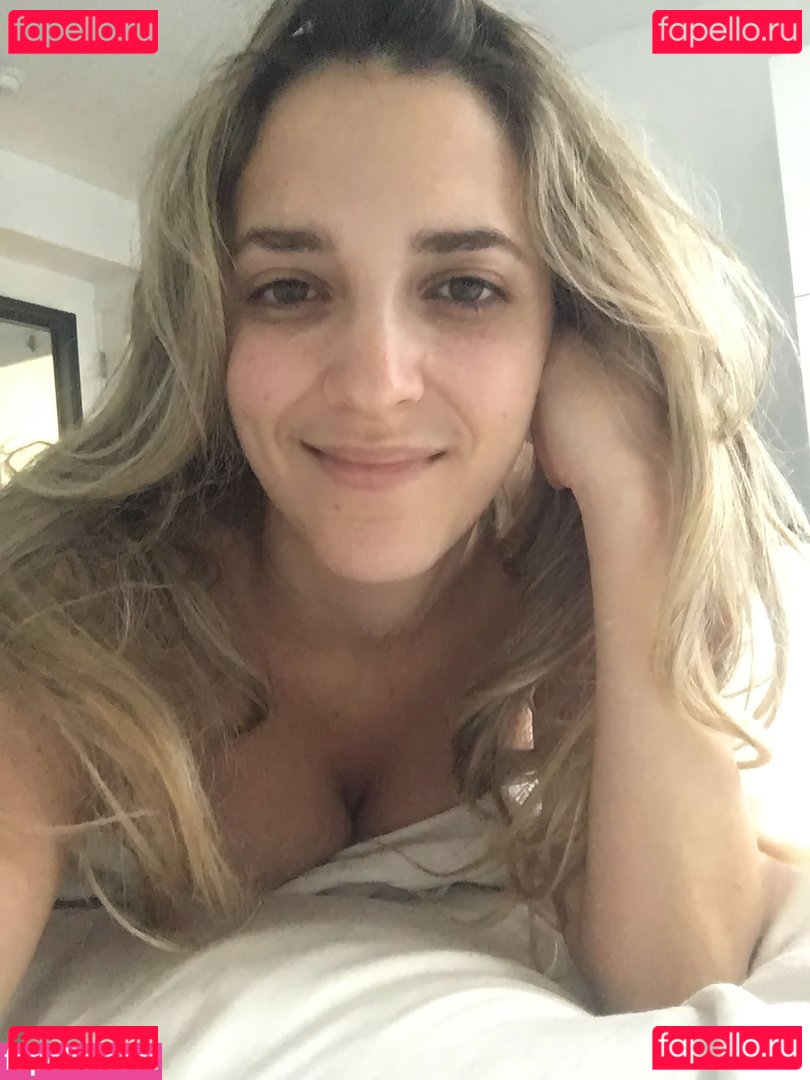 Roxy Paper Scissors / roxystriar Onlyfans Photo Gallery 