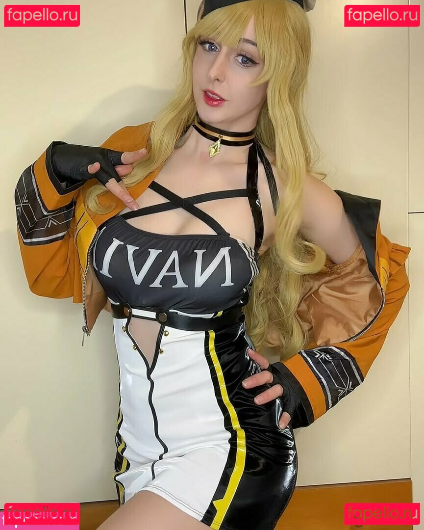 hakusa / hakusa.kuri Onlyfans Photo Gallery 