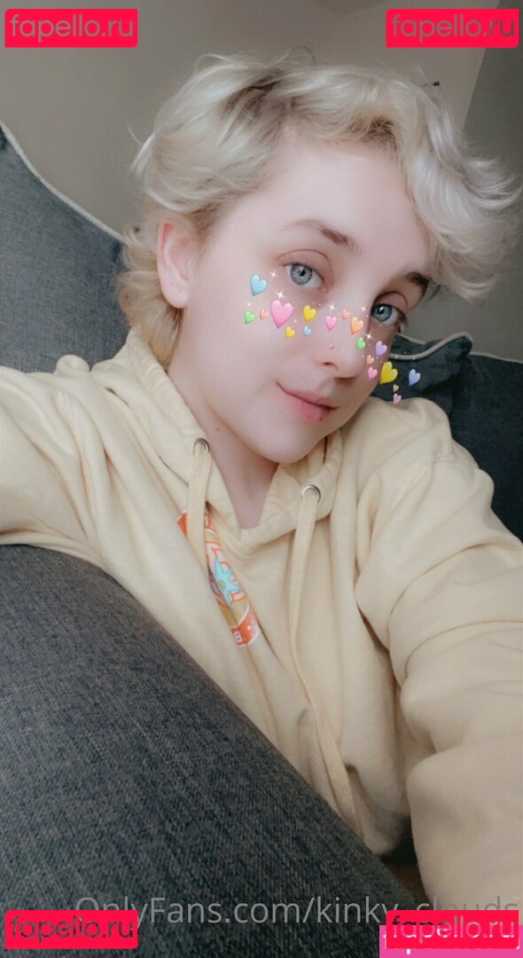 kinky.clouds / kinky_clouds Onlyfans Photo Gallery 