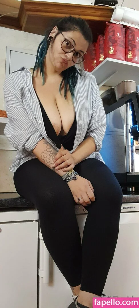 bisibeth Onlyfans Photo Gallery 