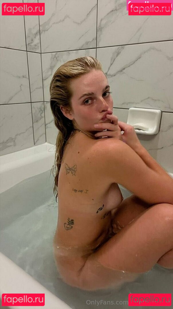 iamthiana69 / theyanadgp Onlyfans Photo Gallery 