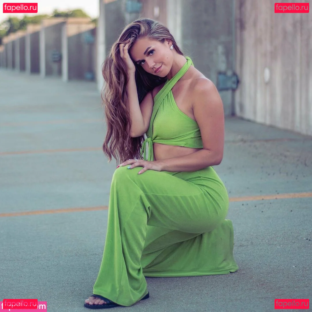 Gabby J David Onlyfans Photo Gallery 