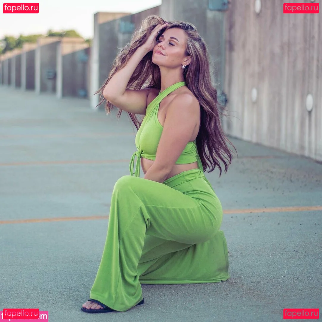 Gabby J David Onlyfans Photo Gallery 