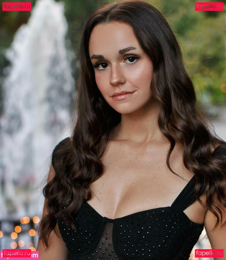 Gabby J David Onlyfans Photo Gallery 