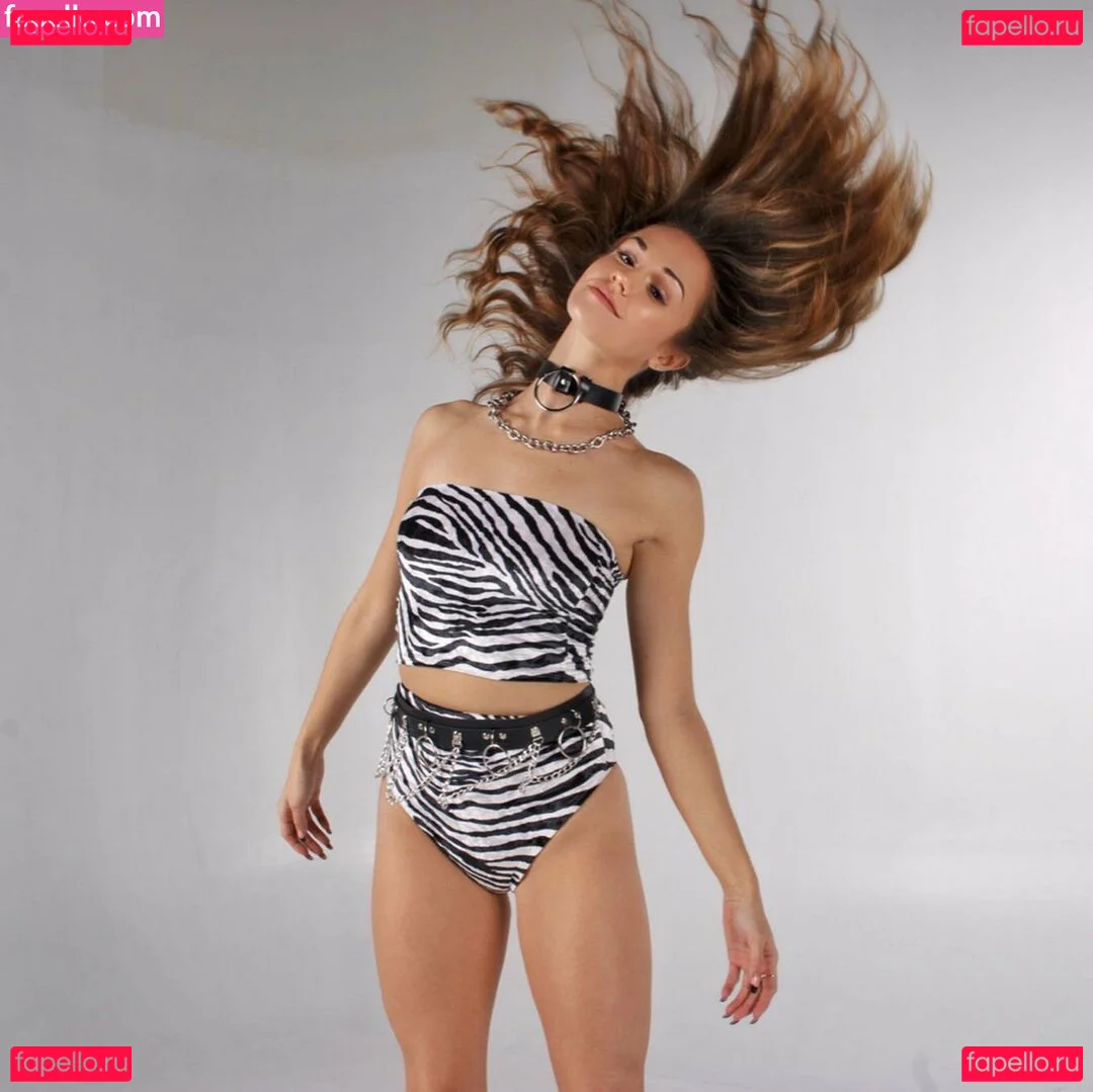 Gabby J David Onlyfans Photo Gallery 