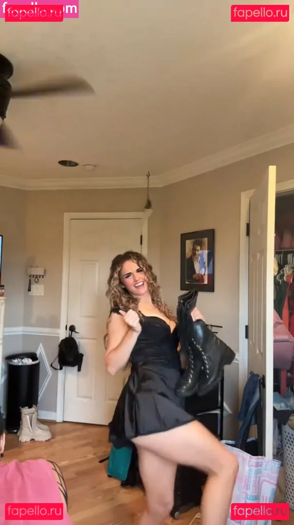 Gabby J David Onlyfans Photo Gallery 