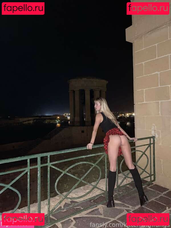 Kittenwithfangs Onlyfans Photo Gallery 