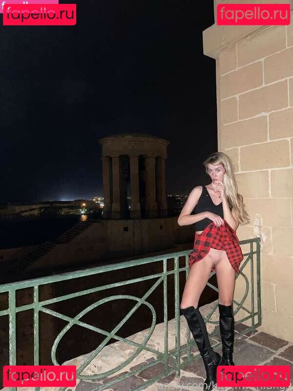 Kittenwithfangs Onlyfans Photo Gallery 