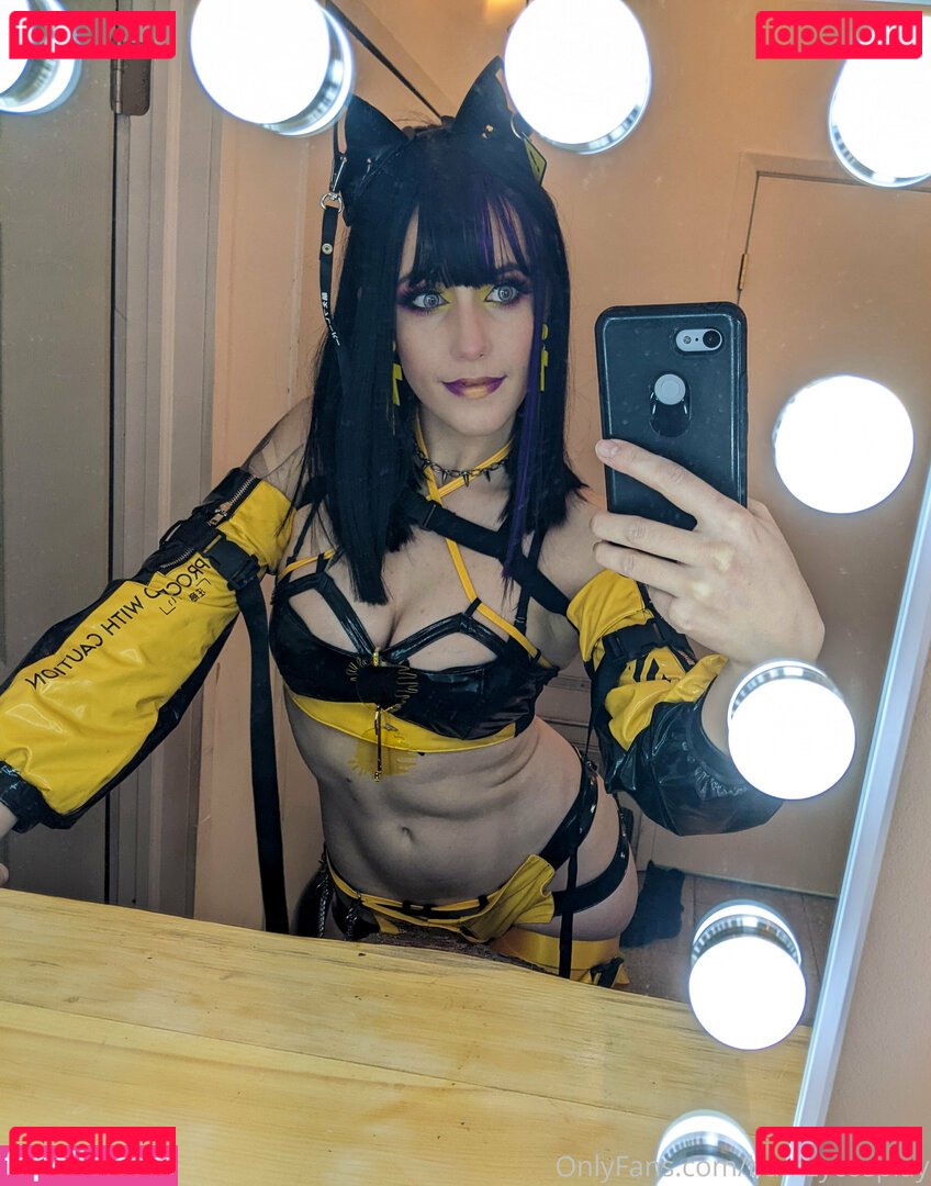 bamzycosplay Onlyfans Photo Gallery 