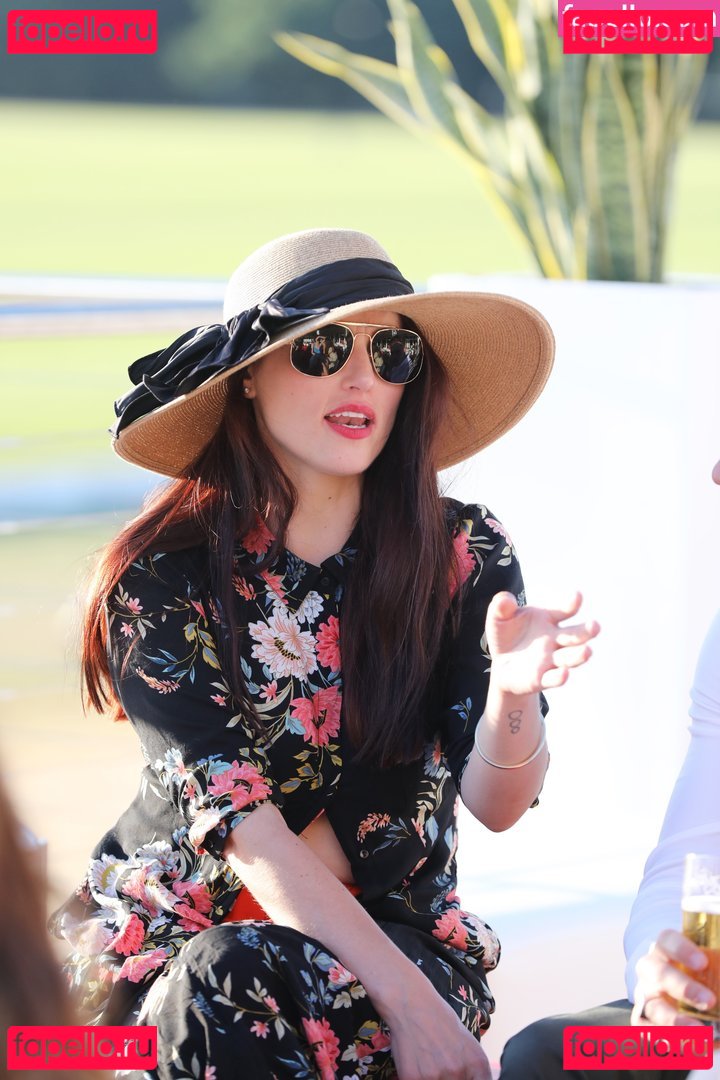 Katie McGrath / kashymcgrath Onlyfans Photo Gallery 